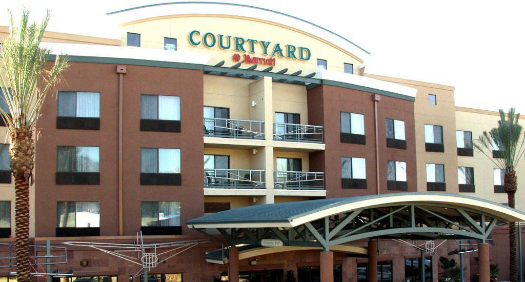 Courtyard Los Angeles Burbank Airport Exterior photo